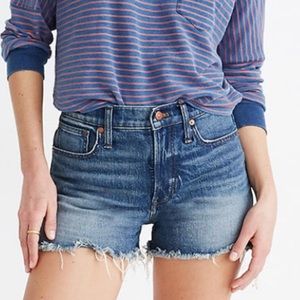SOLD!! MADEWELL | THE PERFECT JEAN SHORTS DARKER WASH SZ 26 STYLE AJ248